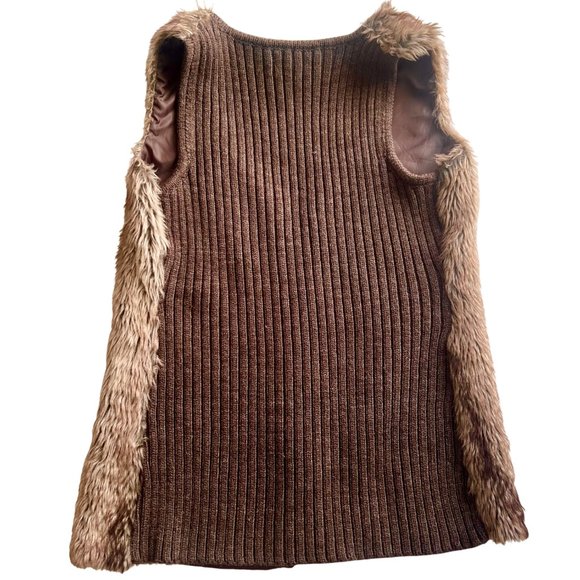 JJ Basics Faux Fur Women's Boho Vest - Picture 3 of 4